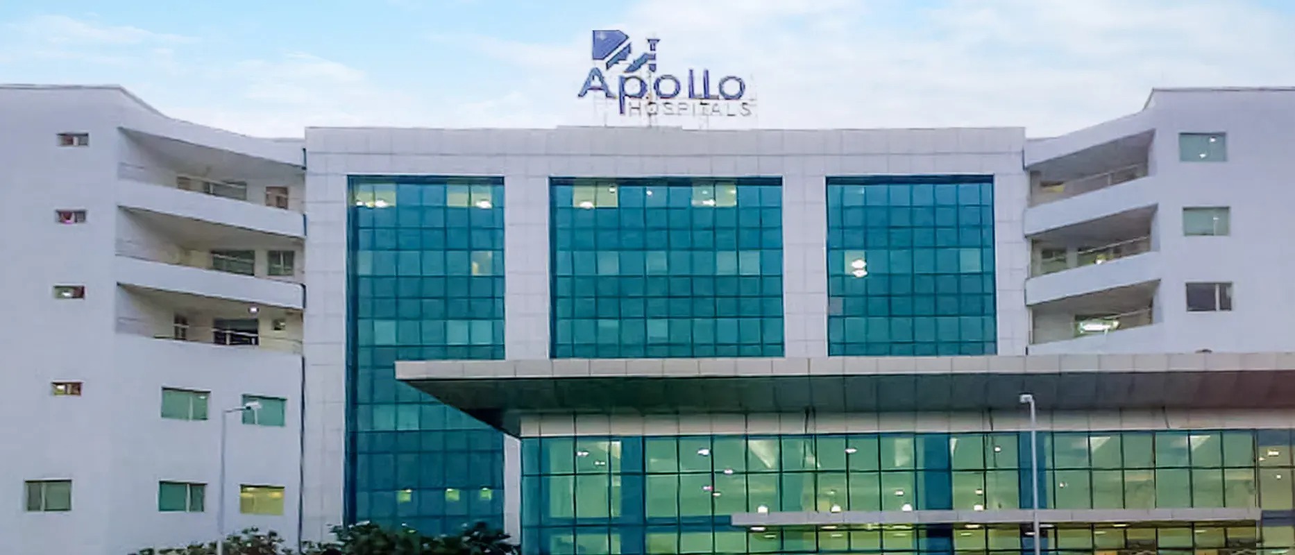 Apollo Hospital Greams Road - Image